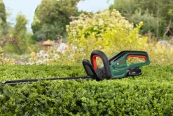 Bosch Hækkeklippere*UniversalHedgeCut 18-55 hækkeklipper 2 x 18 V
