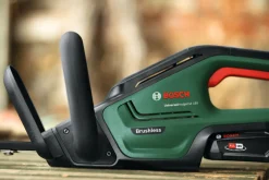 Bosch Hækkeklippere*UniversalHedgeCut 18V-48 hækkeklipper 2,5 Ah