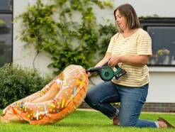 Bosch Løvsugere*UniversalLeafBlower 18V-130 løvblæser 2,5 Ah