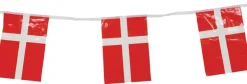 Pynt & Festudstyr*Guirlande m/12 stk. firkantet flag plastik