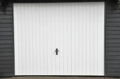 Garageporte & Tilbehør*Jyde stålvippeport 238 x 199 cm hvid
