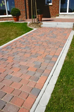 Betongruppen RBR Bedafgrænsning & Minihegn*Kantsten beton grå 5 x 15 x 100 cm