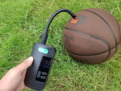 AutoZone® Kompressor|Biltilbehør*Kompressor akku 2000 mAh -